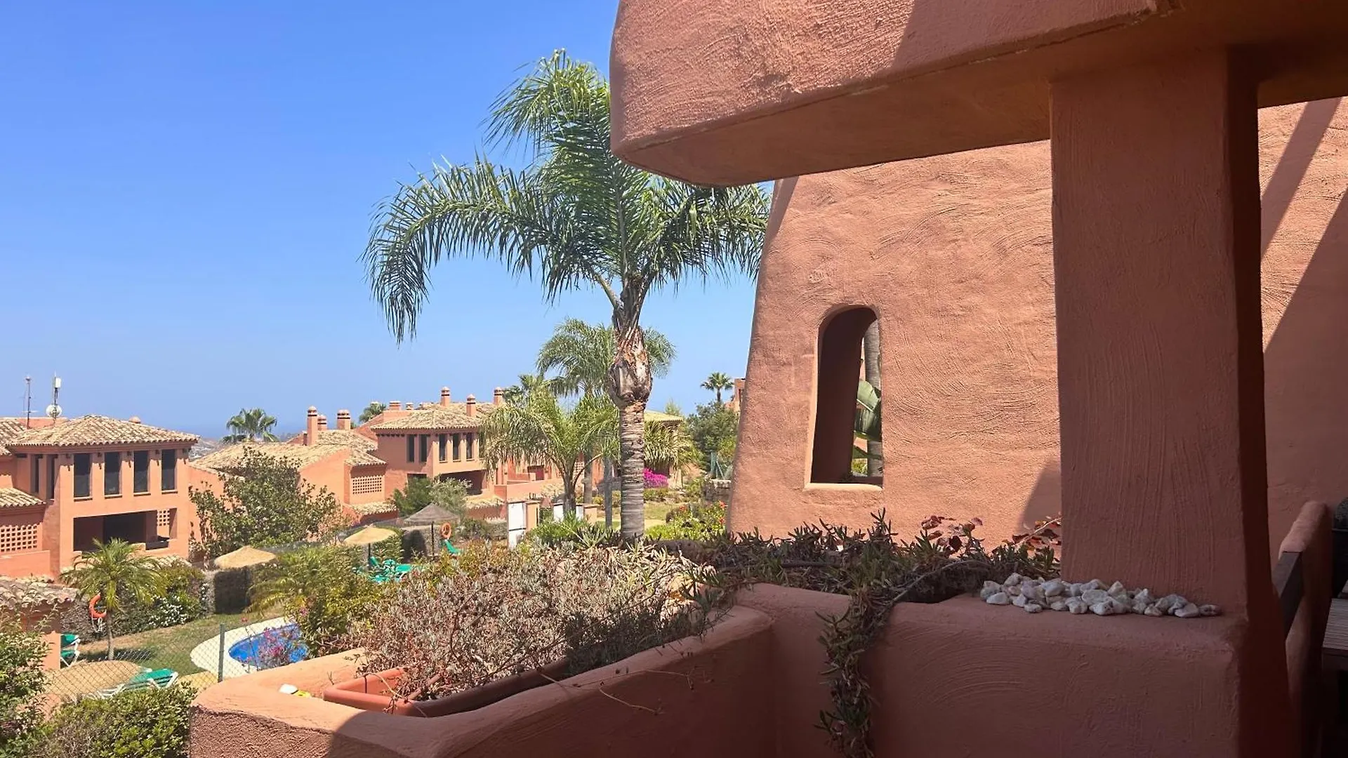 Luxurious 2 Bedroom Garden Apartment At El Soto Free Golf - Gym- Tennis - Paddle Ojen Spain